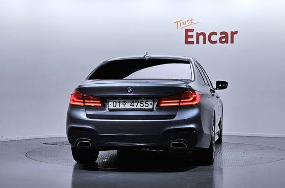 BMW 5-Series 520d M Sport Package Plus — пробег 131 895 км — фото 4 из 5