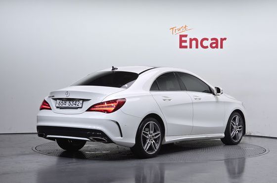 Mercedes-Benz CLA-Class CLA220 AMG Line — пробег 74 249 км — фото 2 из 5