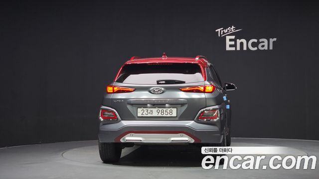 Hyundai Kona из Кореи Encar