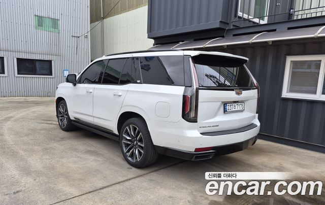 Cadillac Escalade 6.2 Sports Platinum — пробег 48 000 км — фото 4 из 5