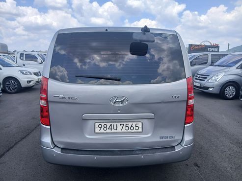 Hyundai Starex 3-Seater VAN CVX Deluxe — пробег 174 444 км — фото 5 из 5