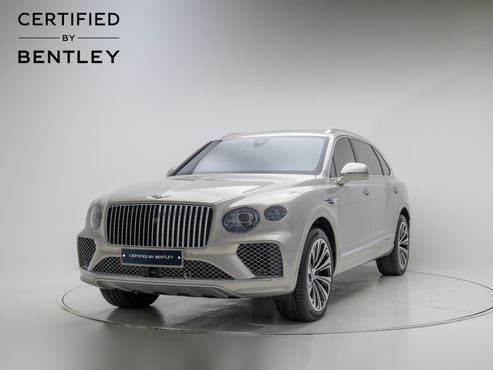 Bentley Bentayga 4.0 V8 EWB Azure — пробег 1 500 км — фото 1 из 5