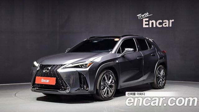 Lexus UX из Кореи Encar