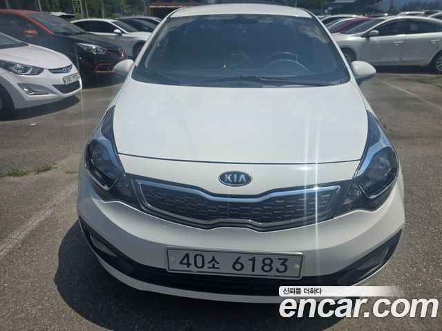 Kia pride 1.6 GDI Sedan Luxury — пробег 95 543 км — фото 3 из 5
