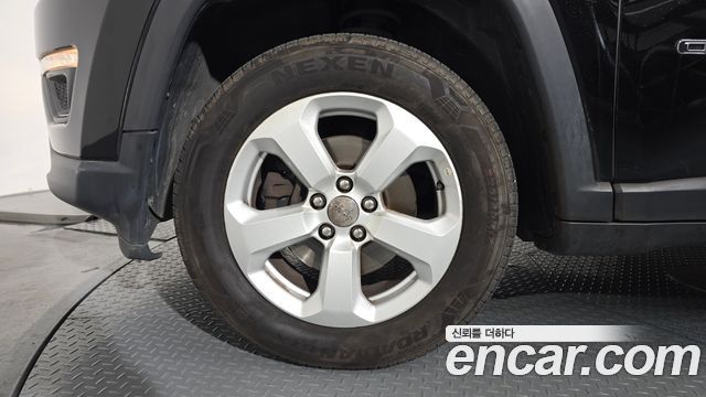 Jeep Compass из Кореи Encar