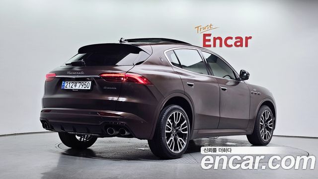 Maserati Grecale из Кореи Encar