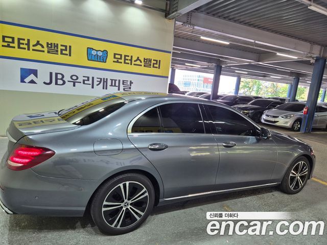 Mercedes-Benz E-Class из Кореи Encar