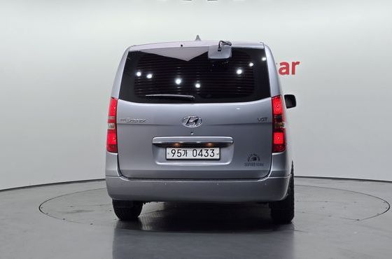 Hyundai Starex Van 5-Seater Modern — пробег 61 144 км — фото 4 из 5