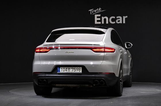 Porsche Cayenne 3.0 E-Hybrid Coupe — пробег 73 075 км — фото 4 из 5