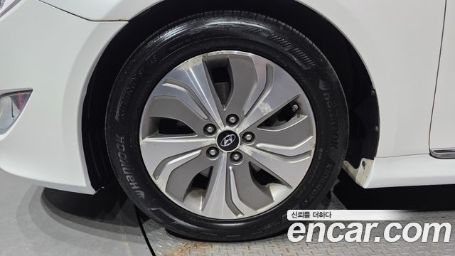 Hyundai Sonata 2.0 Premium — пробег 157 497 км — фото 5 из 5