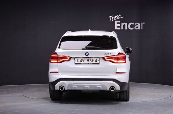 BMW X3 xDrive 20d — пробег 192 420 км — фото 4 из 5