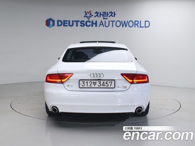 Audi A7 45 TDI Quattro Dynamic 4G — пробег 175 216 км — фото 4 из 5