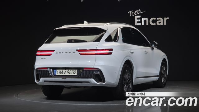 Genesis GV70 из Кореи Encar