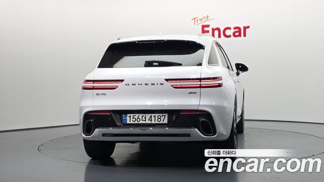Genesis GV70 из Кореи Encar