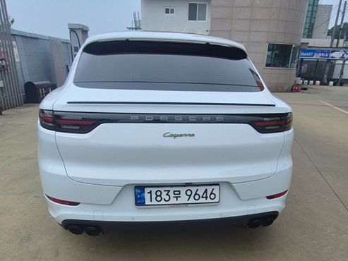 Porsche Cayenne 3.0 E-HYBRID PLATINUM EDITION — пробег 54 000 км — фото 5 из 5