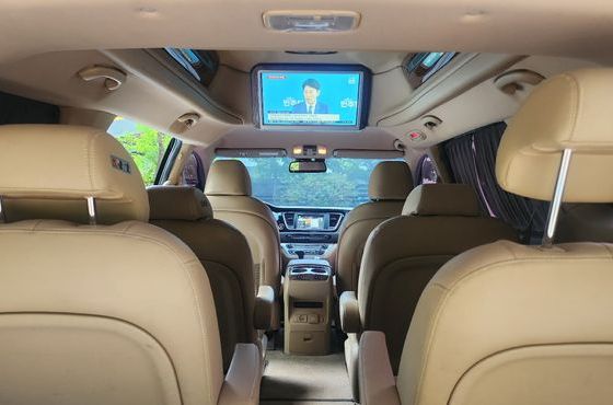 Kia Carnival Gasoline 9-seater Hi-Limousine Noblesse — пробег 278 168 км — фото 4 из 5