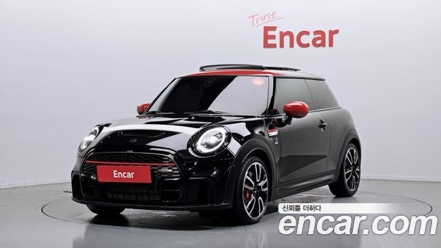 Mini Cooper JCW Pat Moss Edition 3rd — пробег 71 347 км — фото 1 из 5
