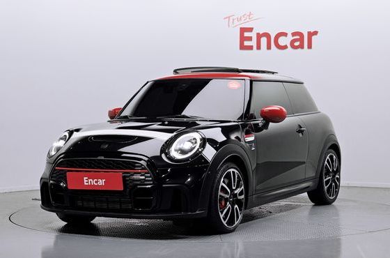 Mini Cooper JCW Pat Moss Edition 3rd — пробег 71 347 км — фото 1 из 5