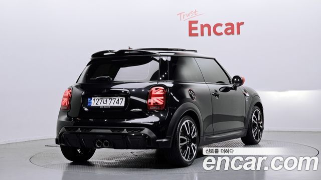 Mini Cooper JCW Pat Moss Edition 3rd — пробег 71 347 км — фото 3 из 5