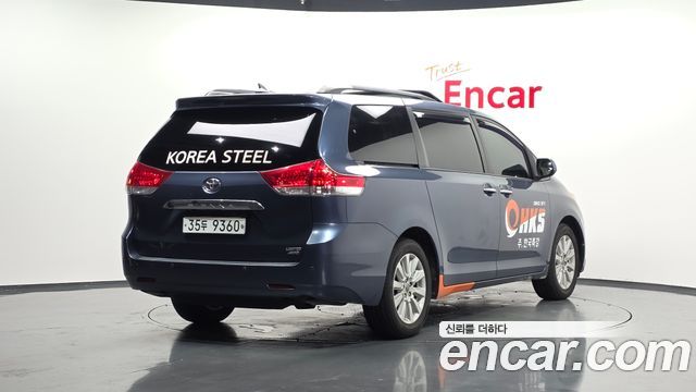 Toyota Sienna из Кореи Encar