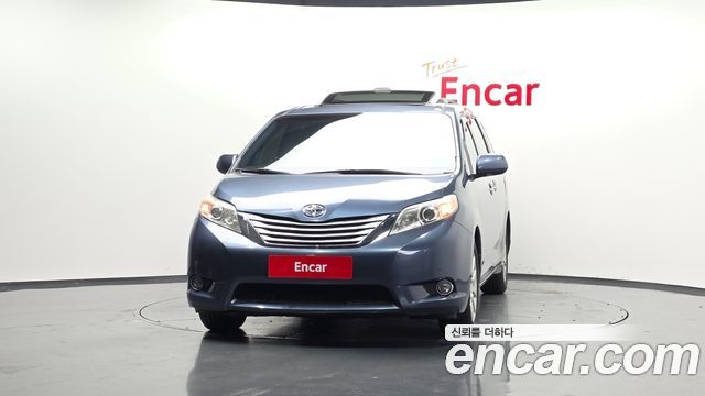 Toyota Sienna из Кореи Encar