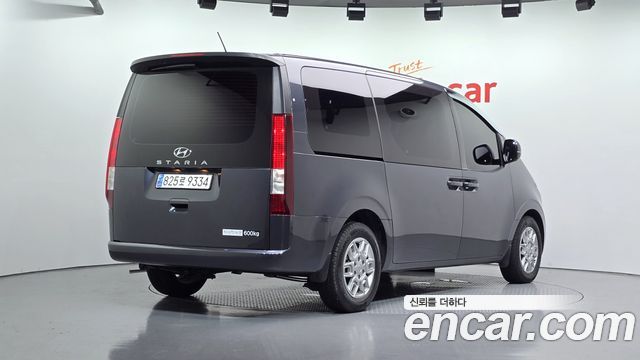 Hyundai Staria из Кореи Encar