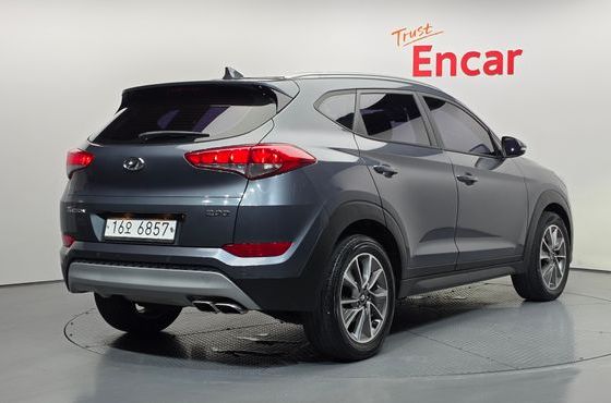 Hyundai Tucson Diesel 2.0 2WD Modern — пробег 90 361 км — фото 2 из 5
