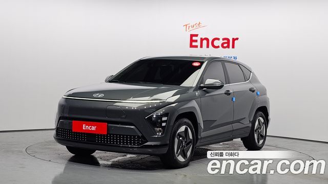 Hyundai Kona Standard E-Value+ — пробег 2 248 км — фото 1 из 5