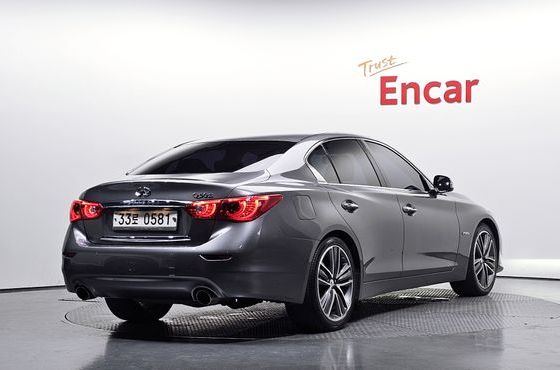 Infiniti Q50 3.5 Hybrid Essence — пробег 161 583 км — фото 2 из 5