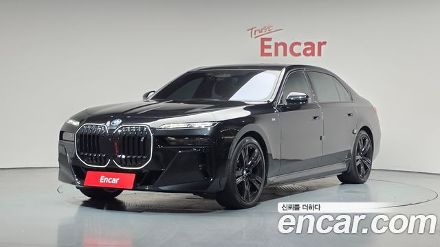 BMW i7 из Кореи Encar