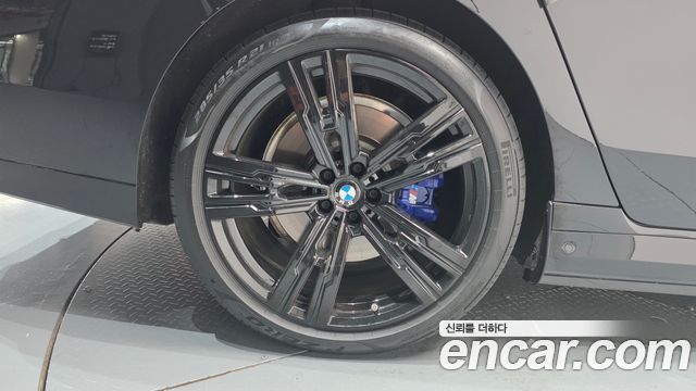 BMW i7 из Кореи Encar