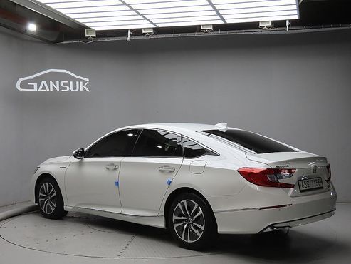 Honda Accord 2.0 Hybrid Touring — пробег 114 099 км — фото 3 из 5