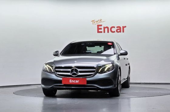 Mercedes-Benz E-Class E300 Avantgarde — пробег 126 460 км — фото 3 из 5