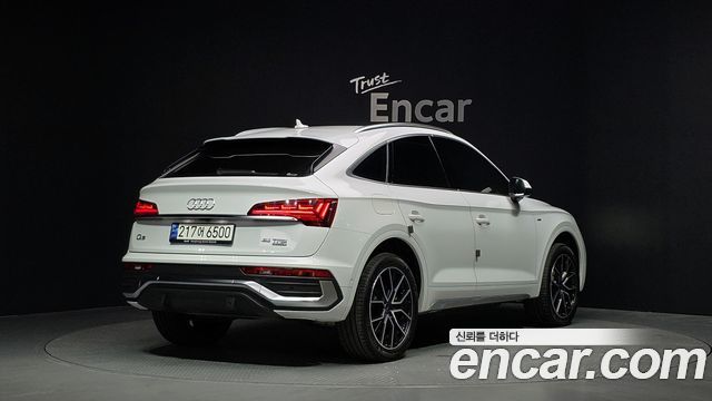 Audi Q5 45 TFSI Quattro Premium Sportback — пробег 77 058 км — фото 2 из 5