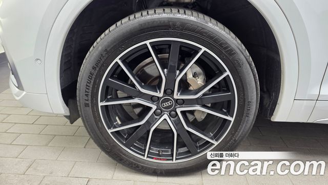 Audi Q5 45 TFSI Quattro Premium Sportback — пробег 77 058 км — фото 5 из 5