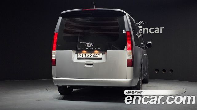 Hyundai Staria из Кореи Encar