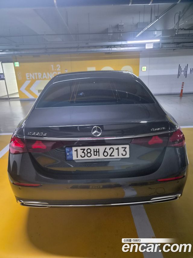 Mercedes-Benz E-Class E220d 4MATIC Exclusive — пробег 41 074 км — фото 2 из 5