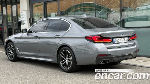 BMW 5-Series 523d M Sport — пробег 43 000 км — фото 2 из 5