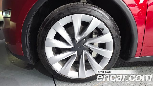 Tesla Model Y Long Range Launch Edition AWD — пробег 18 882 км — фото 5 из 5