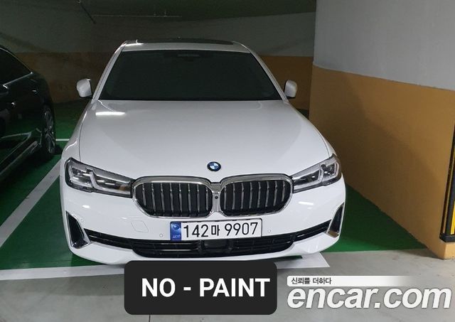 BMW 5-Series 530i xDrive Luxury — пробег 21 900 км — фото 1 из 5