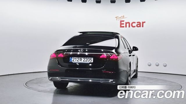 Mercedes-Benz E-Class из Кореи Encar