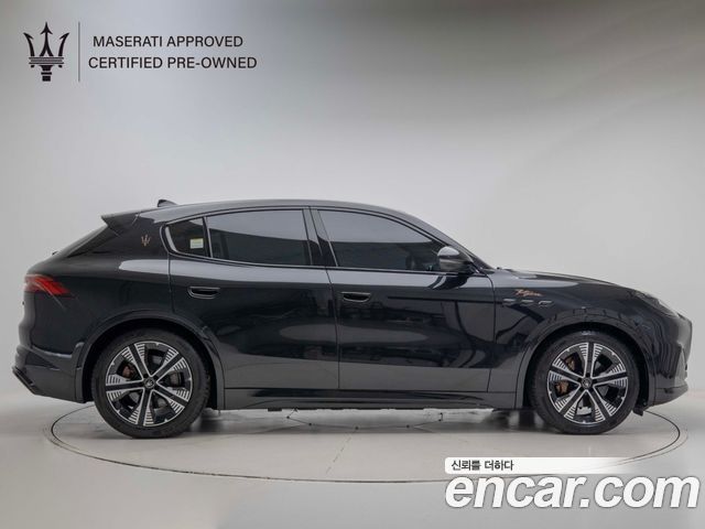 Maserati Grecale AWD Folgore — пробег 2 560 км — фото 3 из 5