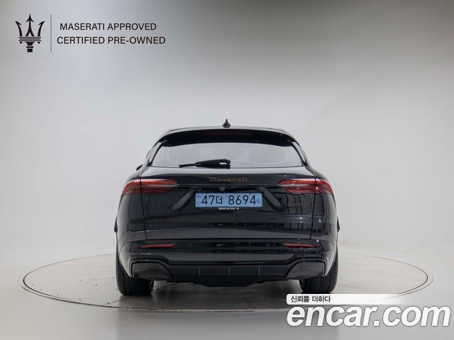 Maserati Grecale AWD Folgore — пробег 2 560 км — фото 4 из 5
