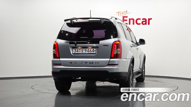 Ssangyong Rexton из Кореи Encar
