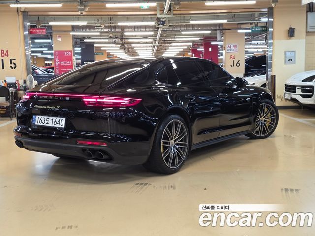 Porsche Panamera 4.0 Turbo S E-Hybrid — пробег 59 000 км — фото 3 из 5