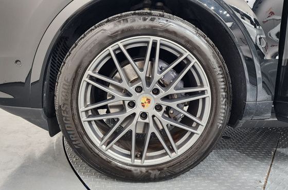 Porsche Cayenne 3.0 — пробег 14 853 км — фото 5 из 5