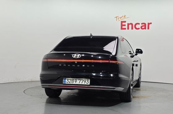 Hyundai Grandeur 2,5 Gasoline 2WD Premium — пробег 4 600 км — фото 4 из 5