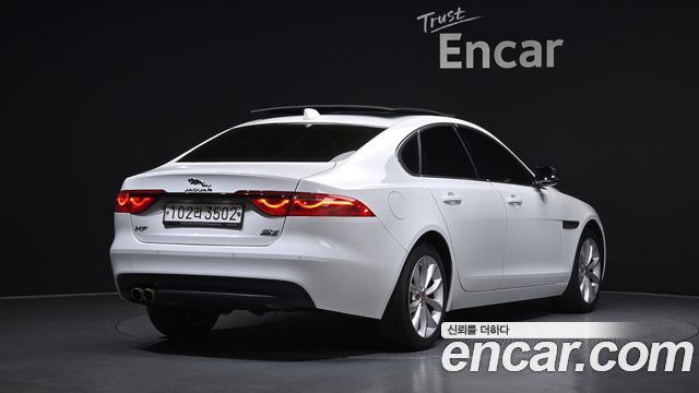 Jaguar XF из Кореи Encar