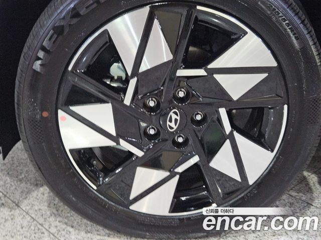 Hyundai Kona из Кореи Encar