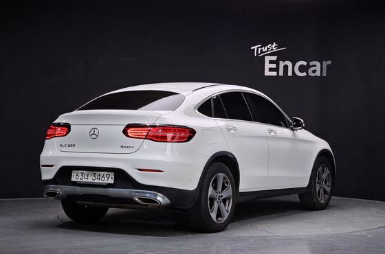 Mercedes-Benz GLC-Class GCL300 4MATIC Coupe — пробег 35 149 км — фото 2 из 5
